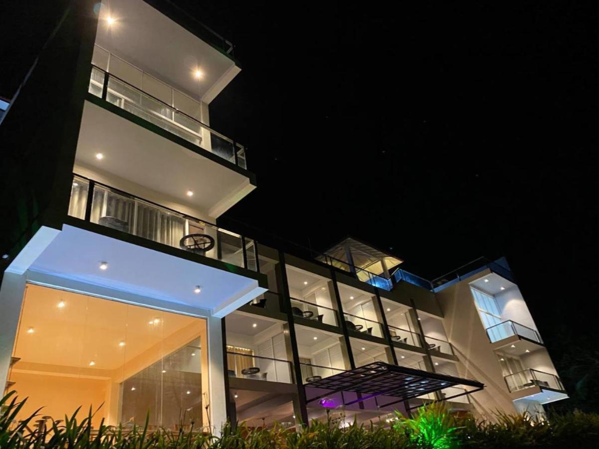 Mazarine Surf Suites Hiriketiya Dickwella Exterior foto