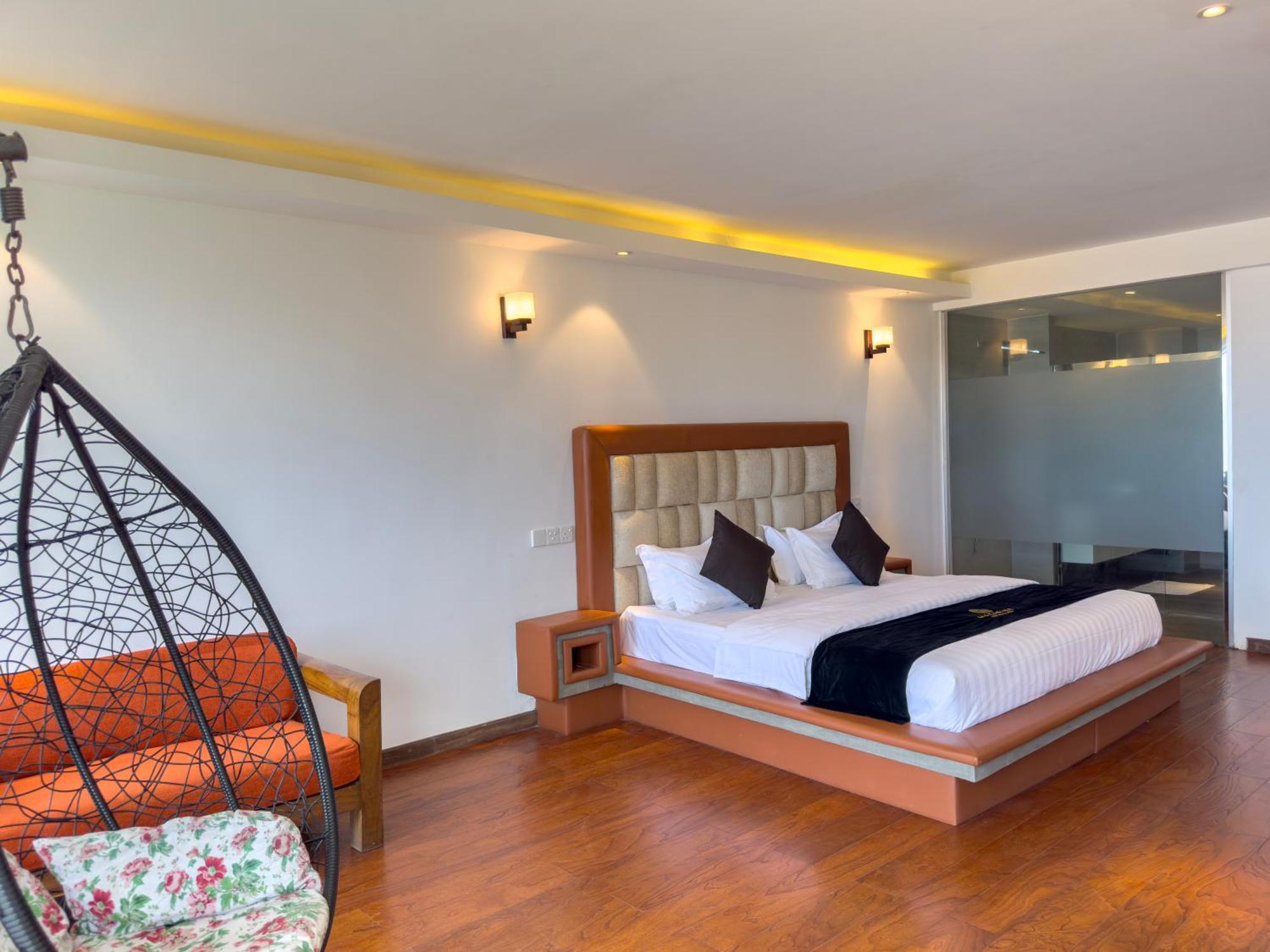 Mazarine Surf Suites Hiriketiya Dickwella Exterior foto