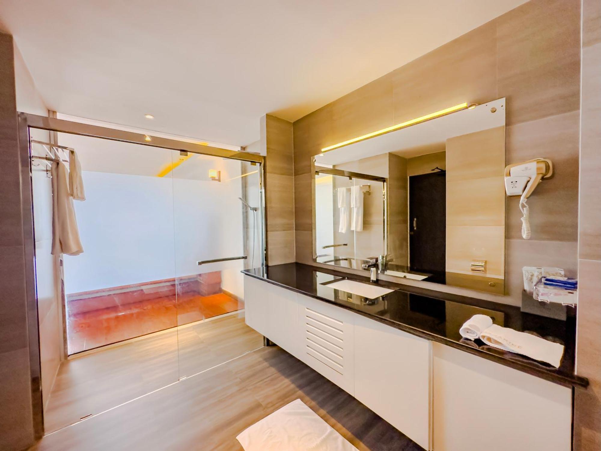 Mazarine Surf Suites Hiriketiya Dickwella Exterior foto